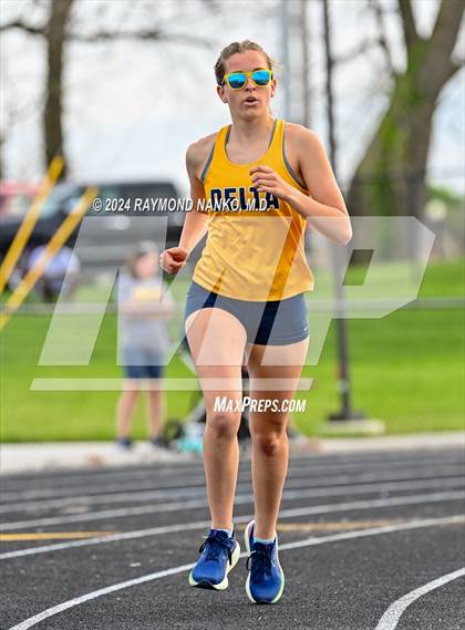 Thumbnail 2 in Muncie Central 3-Way (1600 Meter)  photogallery.