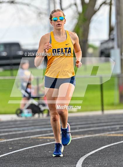 Thumbnail 2 in Muncie Central 3-Way (1600 Meter)  photogallery.