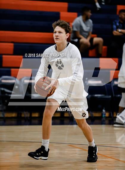 Thumbnail 2 in Calabasas vs Oak Park (4th Annual West Valley Thanksgiving Tip-Off Classic) photogallery.