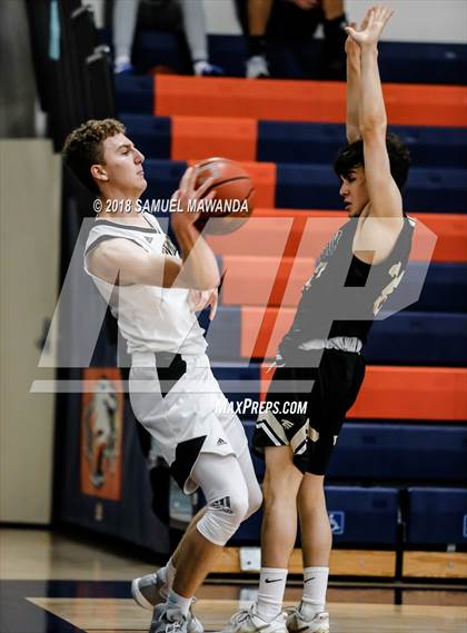 Thumbnail 3 in Calabasas vs Oak Park (4th Annual West Valley Thanksgiving Tip-Off Classic) photogallery.
