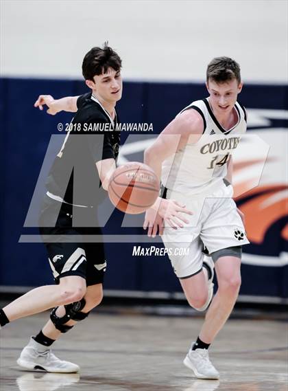 Thumbnail 2 in Calabasas vs Oak Park (4th Annual West Valley Thanksgiving Tip-Off Classic) photogallery.
