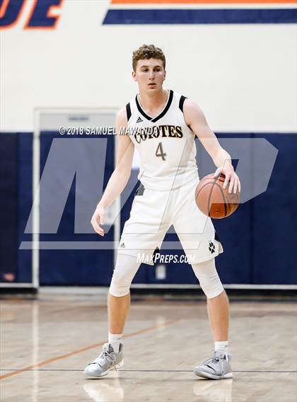 Thumbnail 1 in Calabasas vs Oak Park (4th Annual West Valley Thanksgiving Tip-Off Classic) photogallery.