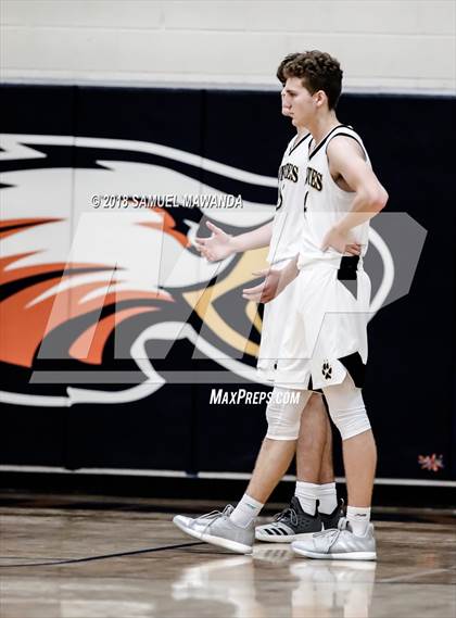 Thumbnail 2 in Calabasas vs Oak Park (4th Annual West Valley Thanksgiving Tip-Off Classic) photogallery.