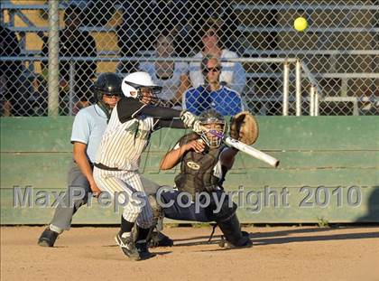 Thumbnail 2 in Casa Roble vs. Rodriguez (CIF SJS D3 Final - Game 2) photogallery.