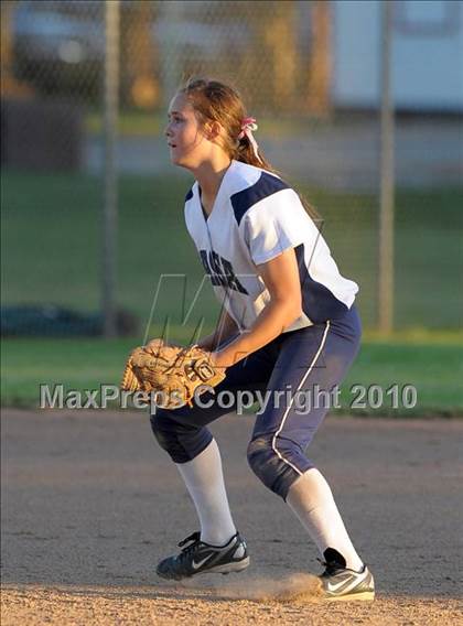Thumbnail 2 in Casa Roble vs. Rodriguez (CIF SJS D3 Final - Game 2) photogallery.