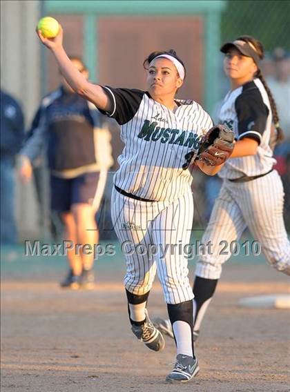 Thumbnail 2 in Casa Roble vs. Rodriguez (CIF SJS D3 Final - Game 2) photogallery.