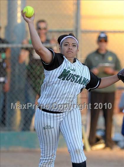 Thumbnail 2 in Casa Roble vs. Rodriguez (CIF SJS D3 Final - Game 2) photogallery.