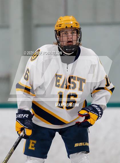 Thumbnail 2 in East Grand Rapids vs. Forest Hills Central (Division 3 Regional 2nd Round Playoff) photogallery.