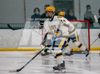 Thumbnail 2 in East Grand Rapids vs. Forest Hills Central (Division 3 Regional 2nd Round Playoff) photogallery.