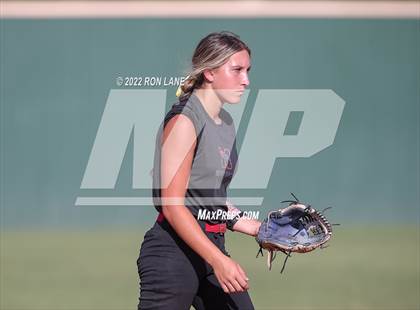 Thumbnail 2 in Norman @ Mustang photogallery.