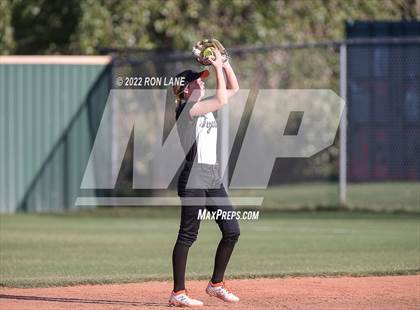 Thumbnail 1 in Norman @ Mustang photogallery.