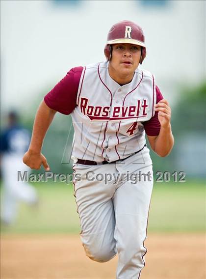Thumbnail 1 in Roosevelt vs South East  photogallery.