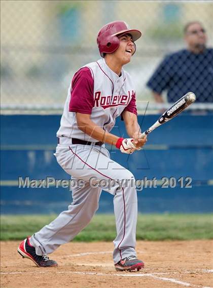 Thumbnail 1 in Roosevelt vs South East  photogallery.
