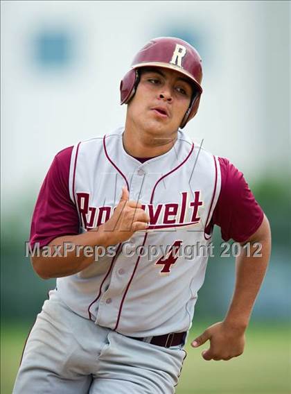 Thumbnail 2 in Roosevelt vs South East  photogallery.