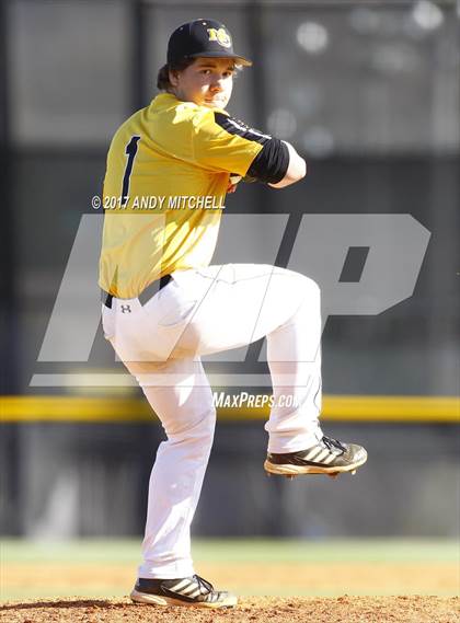 Thumbnail 3 in North Port vs. McMinn County photogallery.