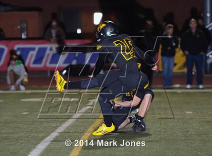 Thumbnail 2 in Queen Creek vs. Saguaro (AIA D3 Playoff) photogallery.