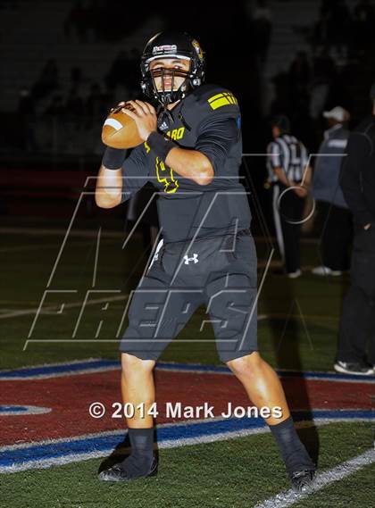 Thumbnail 2 in Queen Creek vs. Saguaro (AIA D3 Playoff) photogallery.