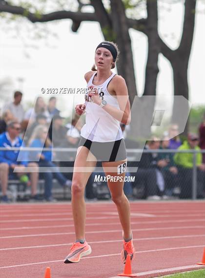 Thumbnail 2 in CHSAA Track and Field 4A Championships (Girls 3200m Run) photogallery.