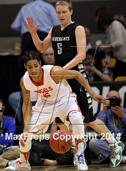 Thumbnail 2 in Denver East vs. Fossil Ridge (CHSAA 5A Final) photogallery.