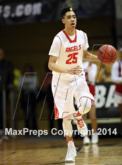 Thumbnail 1 in Denver East vs. Fossil Ridge (CHSAA 5A Final) photogallery.