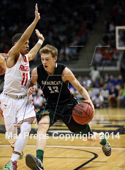 Thumbnail 1 in Denver East vs. Fossil Ridge (CHSAA 5A Final) photogallery.