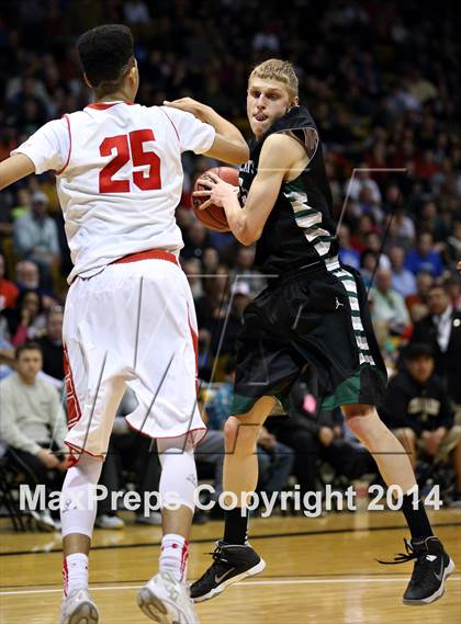 Thumbnail 1 in Denver East vs. Fossil Ridge (CHSAA 5A Final) photogallery.