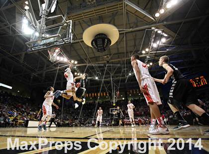 Thumbnail 2 in Denver East vs. Fossil Ridge (CHSAA 5A Final) photogallery.