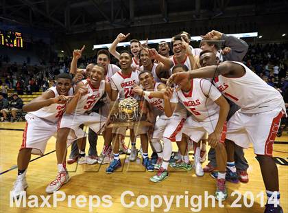 Thumbnail 3 in Denver East vs. Fossil Ridge (CHSAA 5A Final) photogallery.