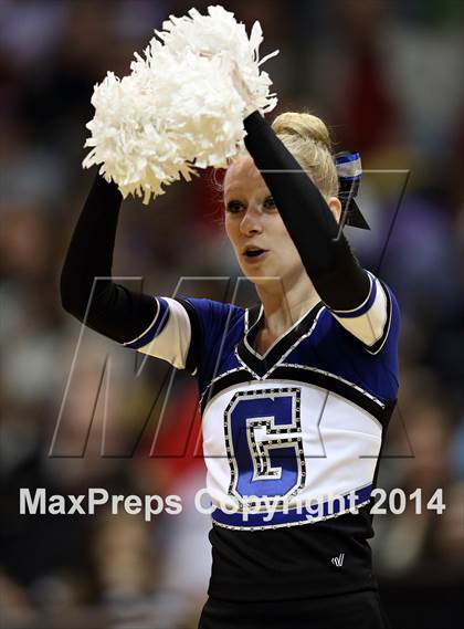 Thumbnail 3 in Denver East vs. Fossil Ridge (CHSAA 5A Final) photogallery.