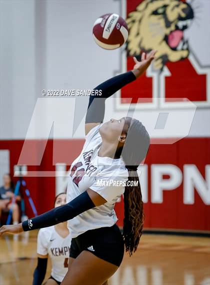 Thumbnail 3 in Fulshear @ Fort Bend Kempner photogallery.