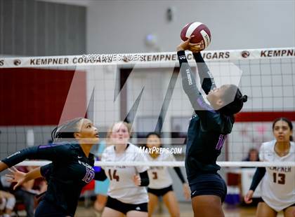 Thumbnail 3 in Fulshear @ Fort Bend Kempner photogallery.