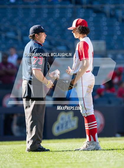 Thumbnail 1 in Lafayette vs Inwood (PSAL Section 12 AA Final) photogallery.