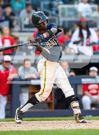 Thumbnail 1 in Lafayette vs Inwood (PSAL Section 12 AA Final) photogallery.