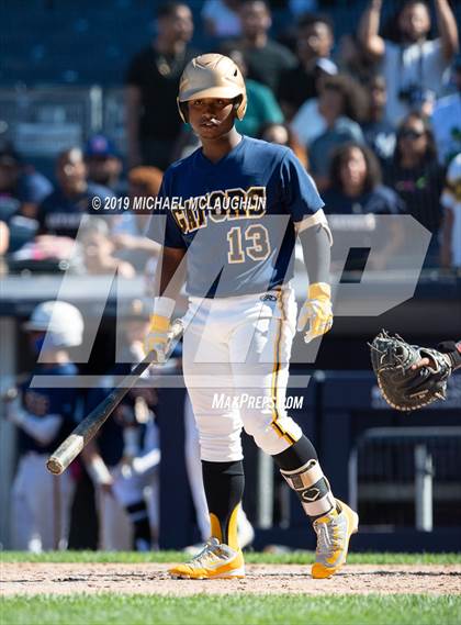 Thumbnail 2 in Lafayette vs Inwood (PSAL Section 12 AA Final) photogallery.