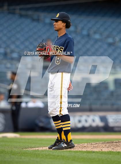 Thumbnail 3 in Lafayette vs Inwood (PSAL Section 12 AA Final) photogallery.