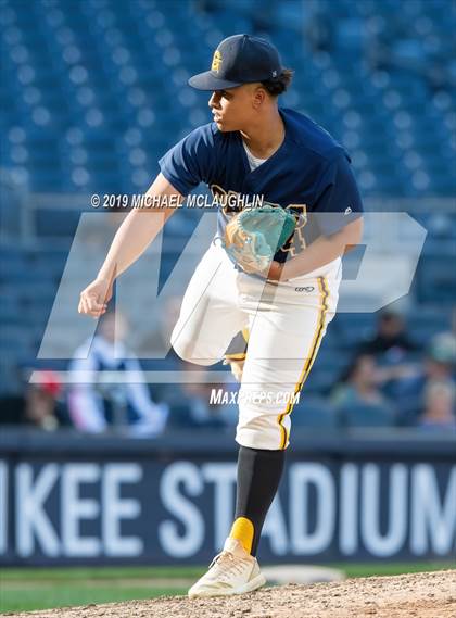 Thumbnail 2 in Lafayette vs Inwood (PSAL Section 12 AA Final) photogallery.