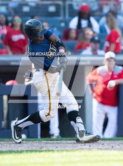 Thumbnail 3 in Lafayette vs Inwood (PSAL Section 12 AA Final) photogallery.