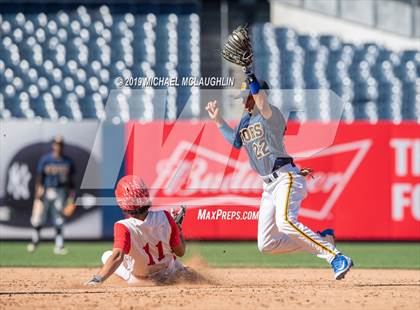 Thumbnail 3 in Lafayette vs Inwood (PSAL Section 12 AA Final) photogallery.