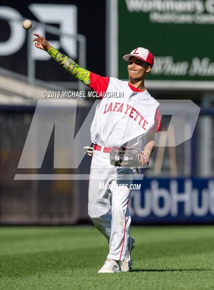 Thumbnail 2 in Lafayette vs Inwood (PSAL Section 12 AA Final) photogallery.