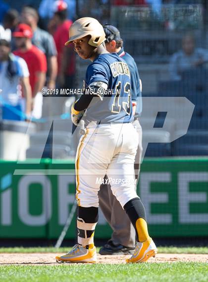 Thumbnail 3 in Lafayette vs Inwood (PSAL Section 12 AA Final) photogallery.
