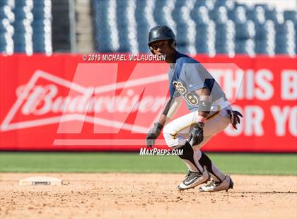 Thumbnail 1 in Lafayette vs Inwood (PSAL Section 12 AA Final) photogallery.