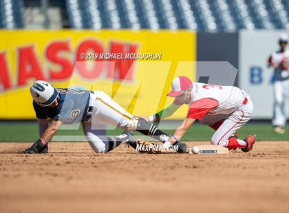 Thumbnail 1 in Lafayette vs Inwood (PSAL Section 12 AA Final) photogallery.