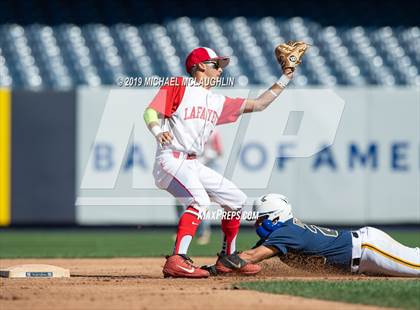 Thumbnail 3 in Lafayette vs Inwood (PSAL Section 12 AA Final) photogallery.