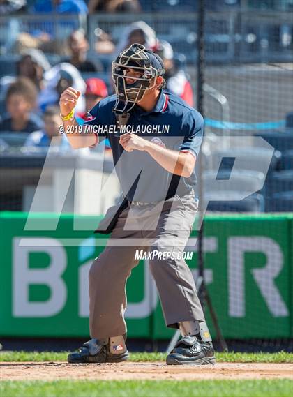 Thumbnail 3 in Lafayette vs Inwood (PSAL Section 12 AA Final) photogallery.