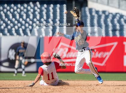 Thumbnail 2 in Lafayette vs Inwood (PSAL Section 12 AA Final) photogallery.