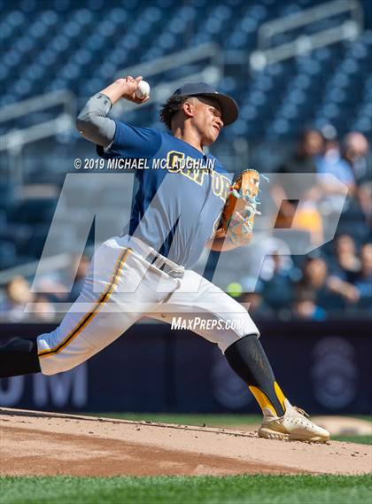 Thumbnail 2 in Lafayette vs Inwood (PSAL Section 12 AA Final) photogallery.