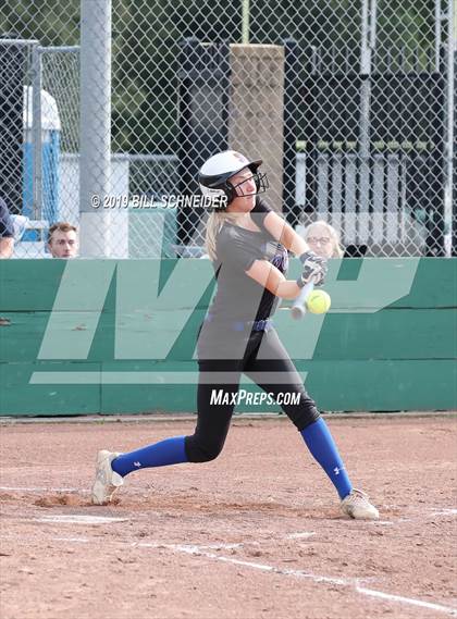 Thumbnail 3 in St. Joseph Notre Dame @ Marin Catholic (CIF NCS D3 Semifinal) photogallery.