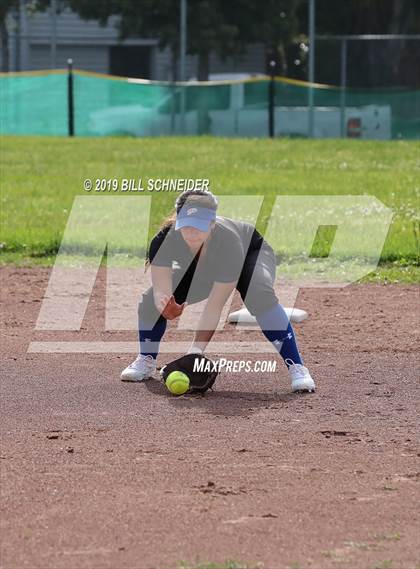 Thumbnail 2 in St. Joseph Notre Dame @ Marin Catholic (CIF NCS D3 Semifinal) photogallery.