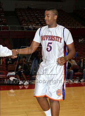 Thumbnail 1 in University vs. Eagle Rock (CIF LA City Finals) photogallery.