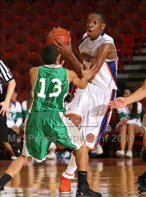 Thumbnail 2 in University vs. Eagle Rock (CIF LA City Finals) photogallery.